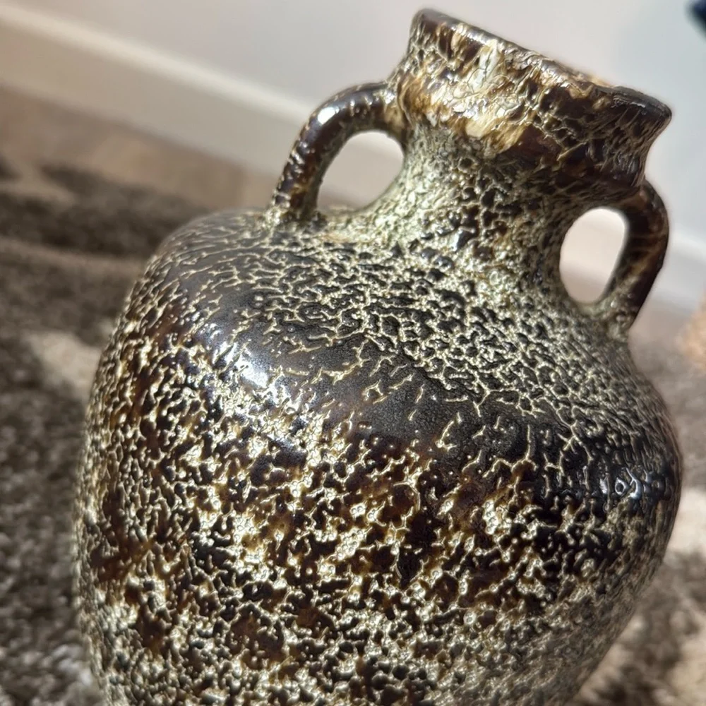 New Three Hands Corp Speckled Brown Cream Vase Rustic Ceramic 9.5” 71740